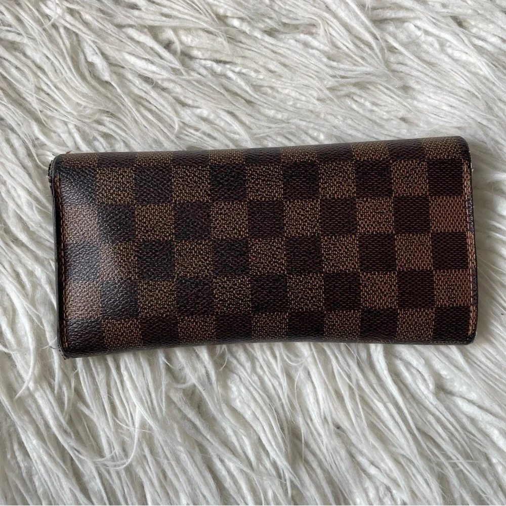 Louis Vuitton Brown Damier Ebene Emilie Continental Wallet Snap Closure 2013 OS